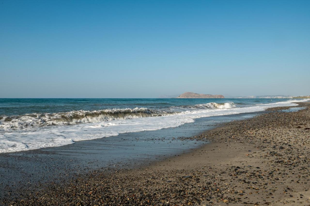 Gt Beach Máleme Luaran gambar