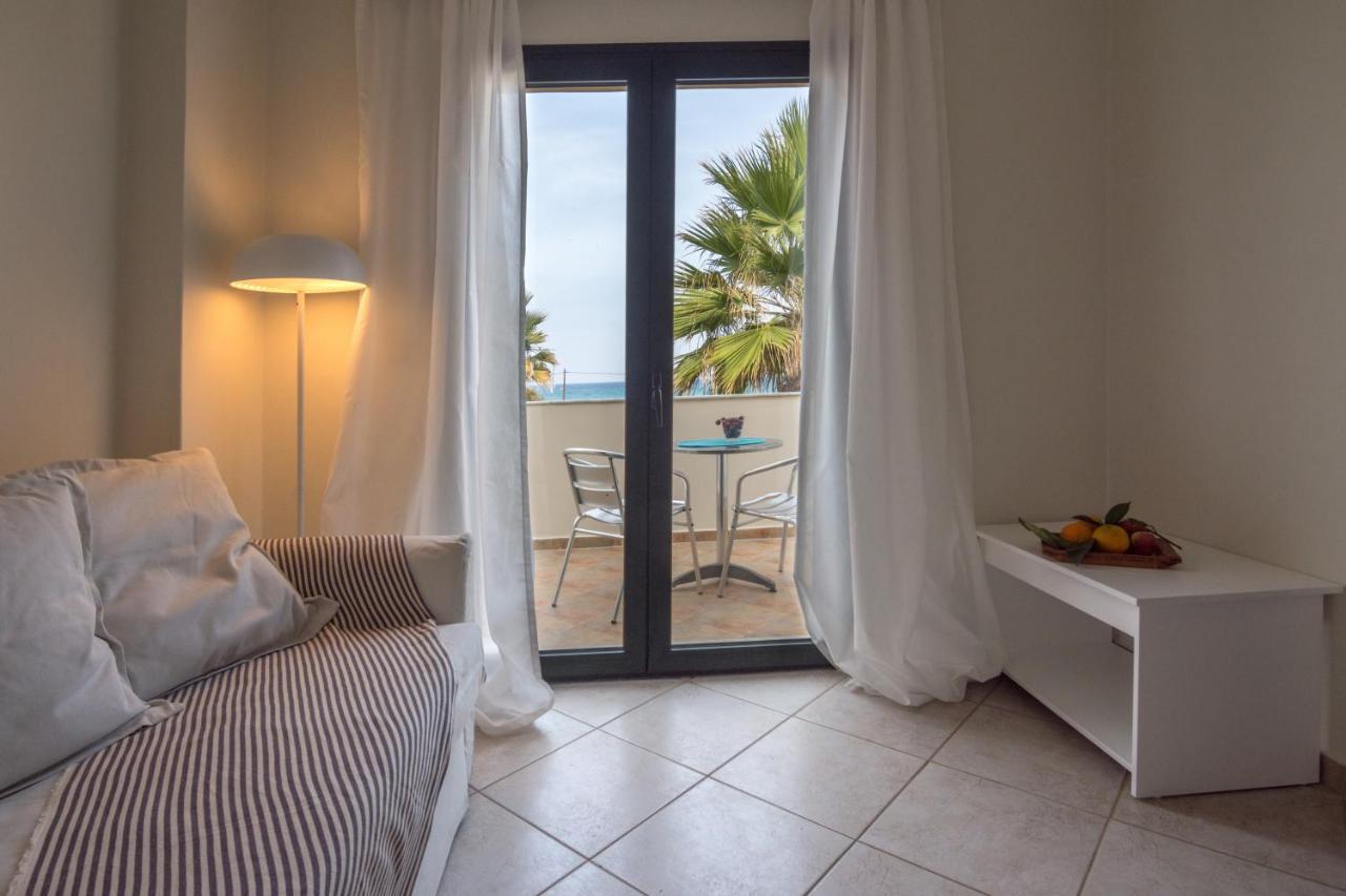 Gt Beach Máleme Luaran gambar
